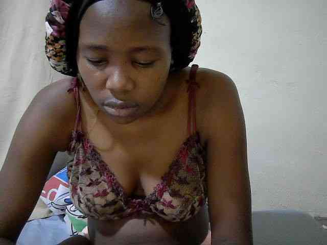 queen-slender webcam