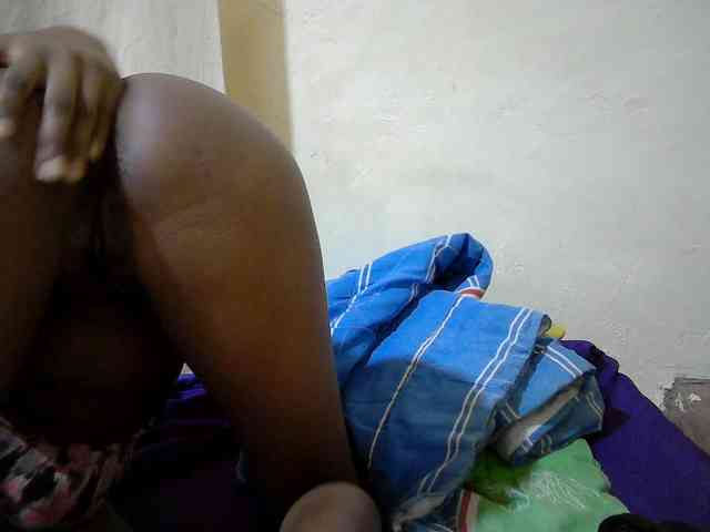 queen-slender webcam