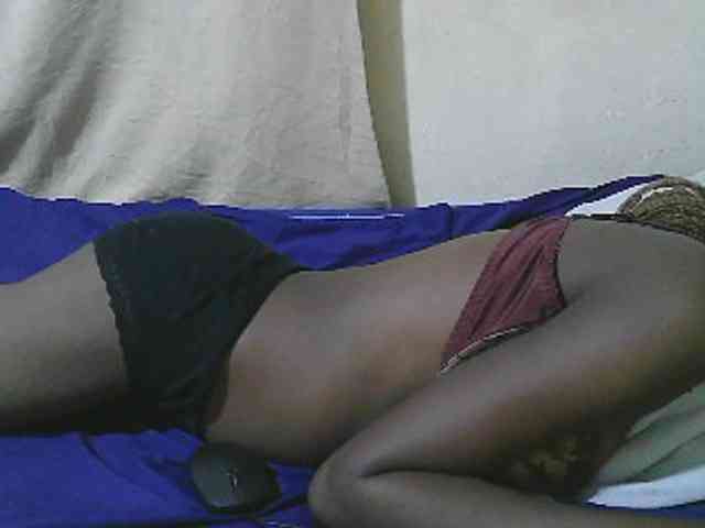 queen-slender webcam