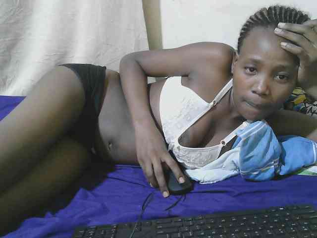 queen-slender webcam