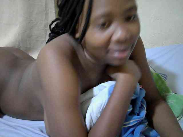 queen-slender webcam