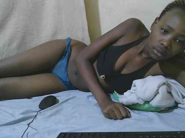 queen-slender webcam