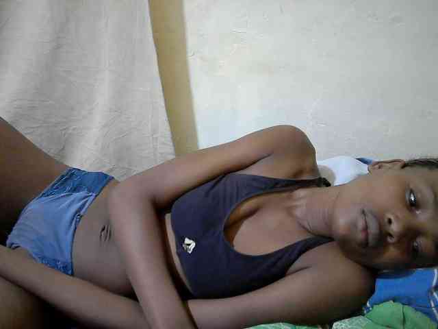 queen-slender webcam