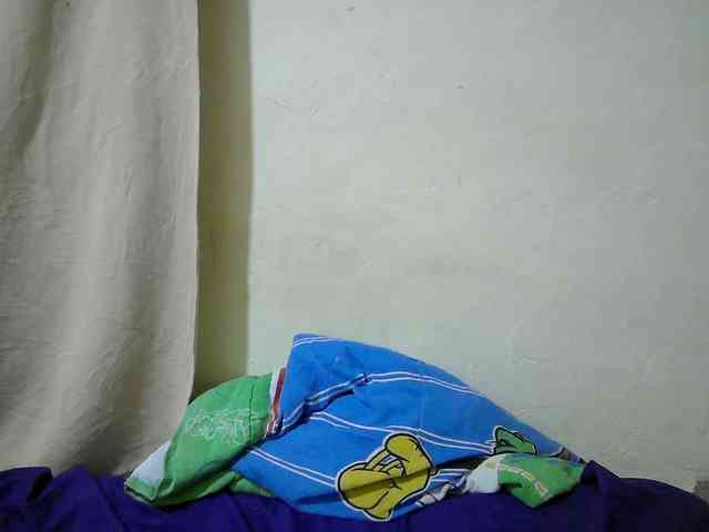 queen-slender webcam
