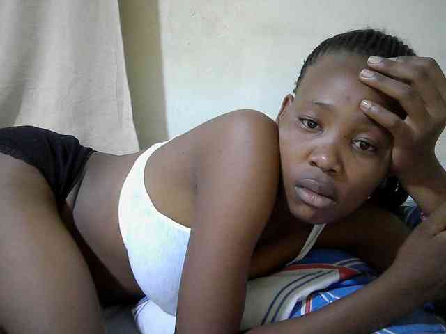 queen-slender webcam