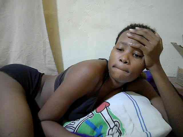 queen-slender webcam