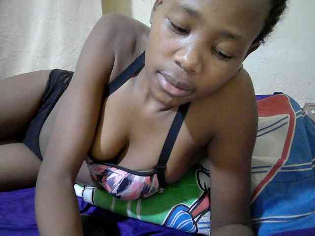 queen-slender webcam