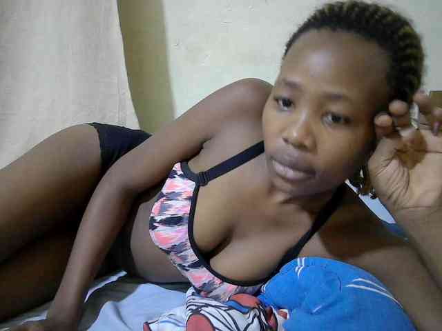 queen-slender webcam