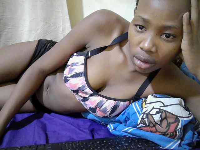 queen-slender webcam