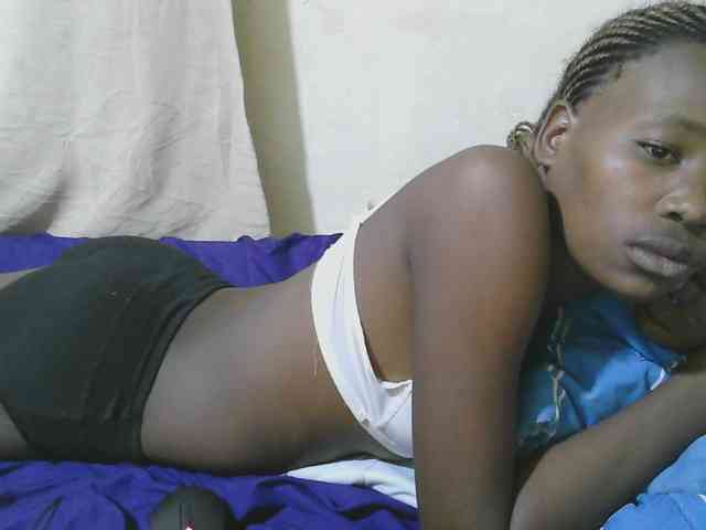 queen-slender webcam