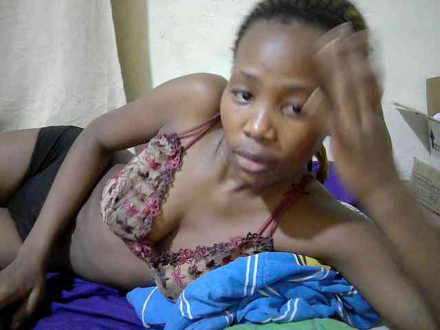 queen-slender webcam