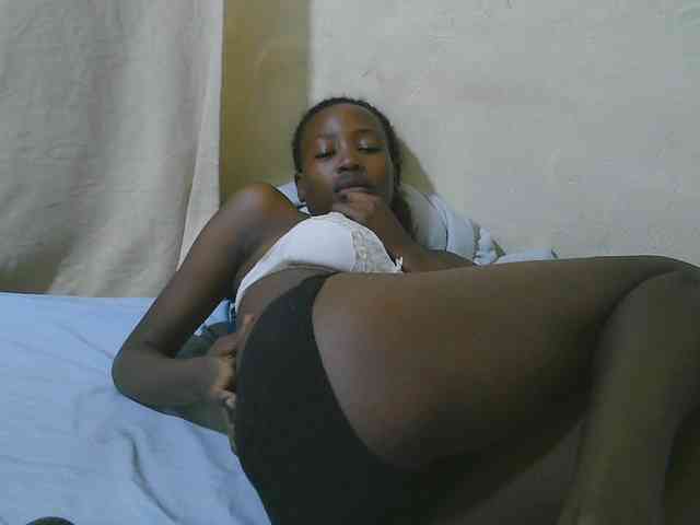 queen-slender webcam