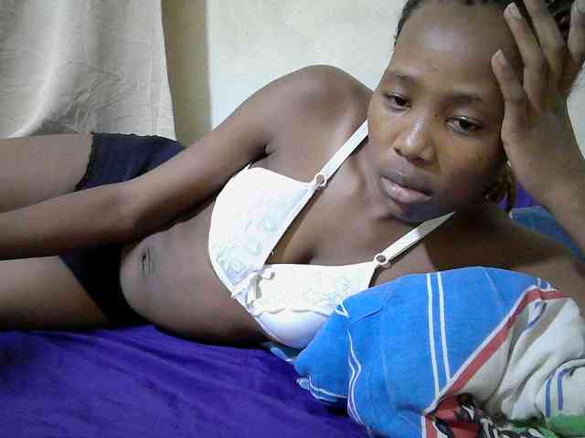 queen-slender webcam