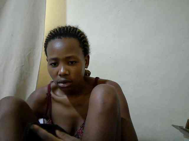 Model: queen-slender