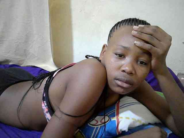 queen-slender webcam