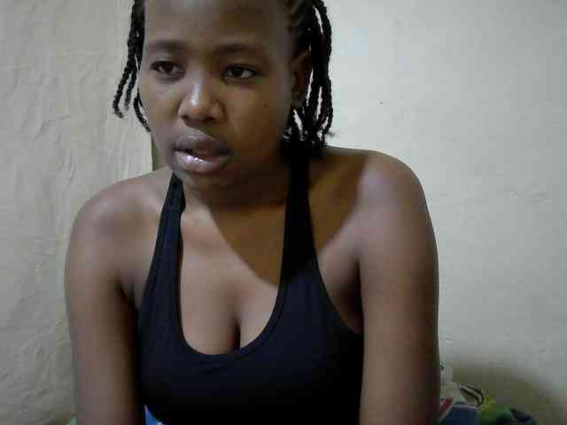 queen-slender webcam