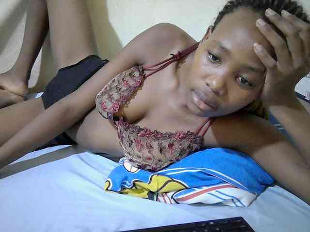 queen-slender webcam