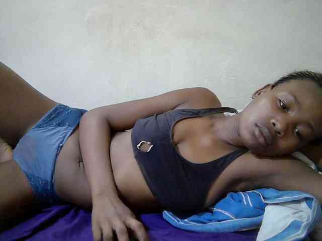 queen-slender webcam