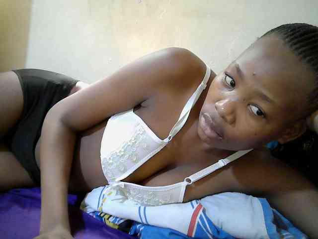 queen-slender webcam