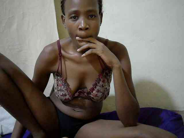 queen-slender webcam