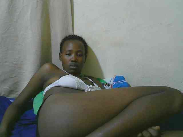 queen-slender webcam