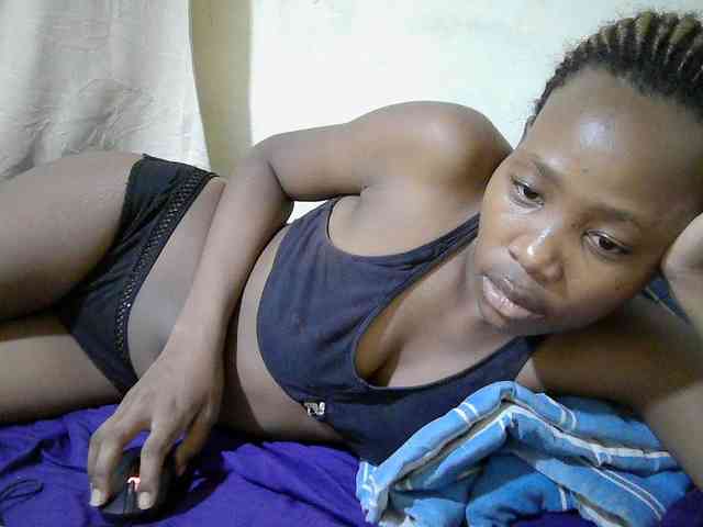queen-slender webcam