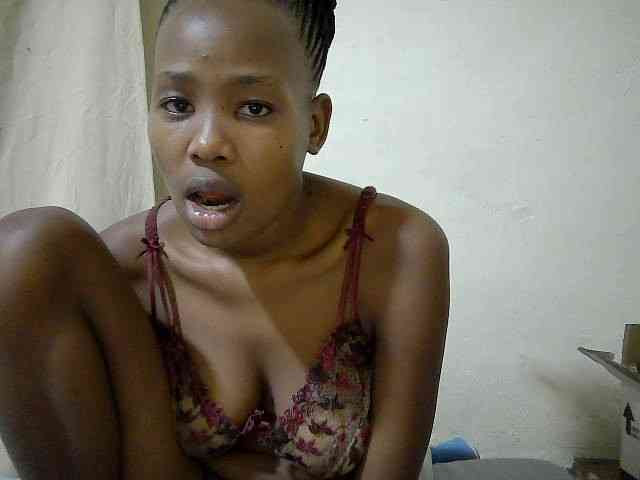 queen-slender webcam