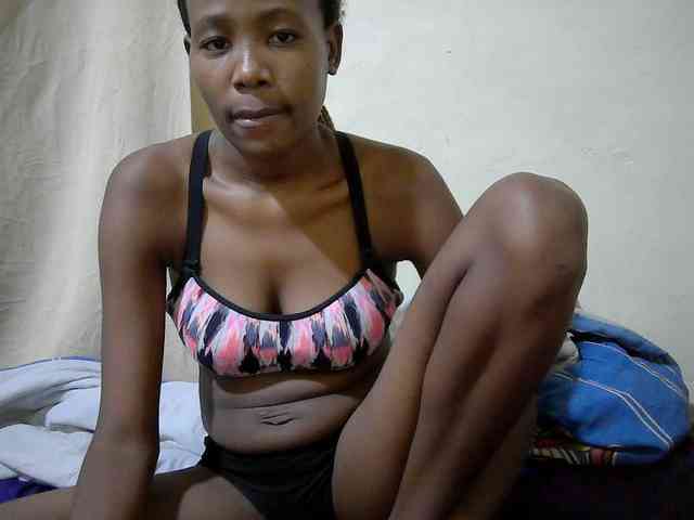 queen-slender webcam
