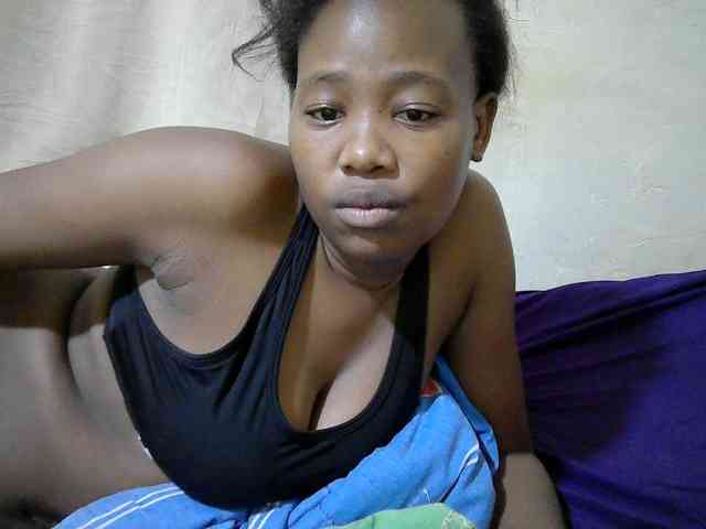 queen-slender webcam
