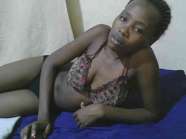 queen-slender webcam