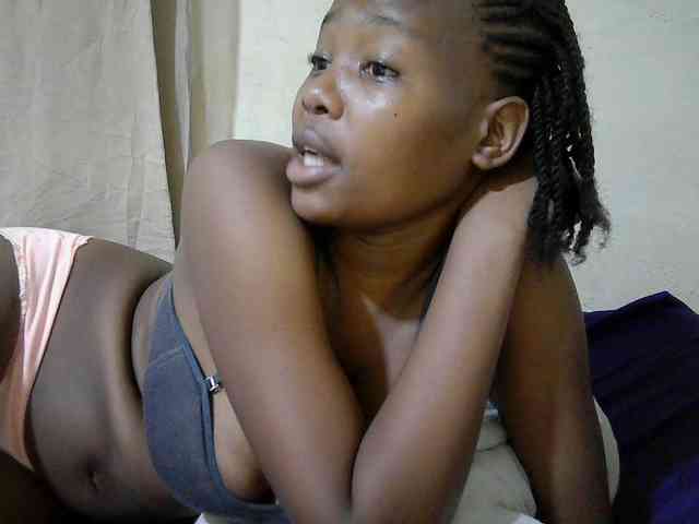 queen-slender webcam