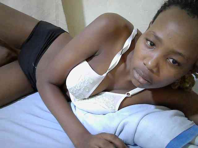 queen-slender webcam