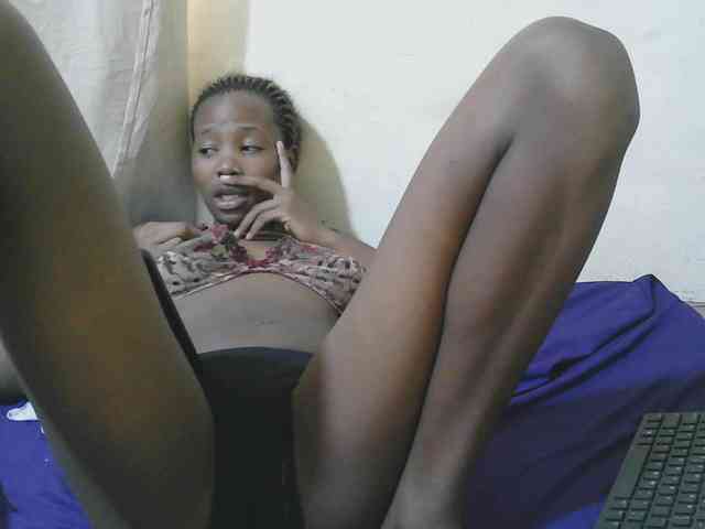 queen-slender webcam