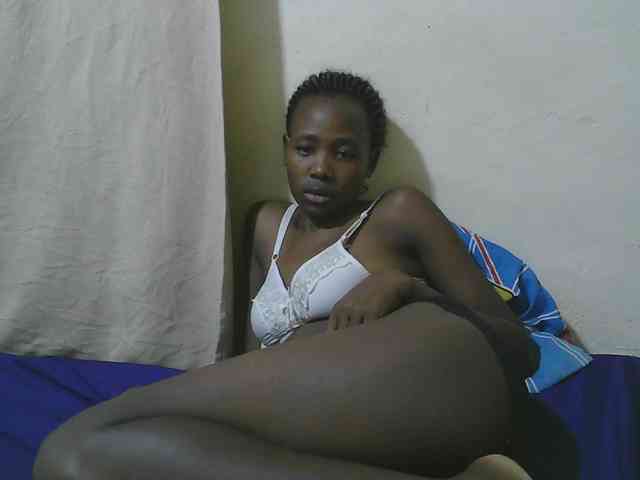 queen-slender webcam