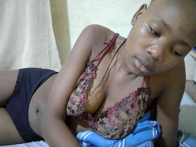 queen-slender webcam