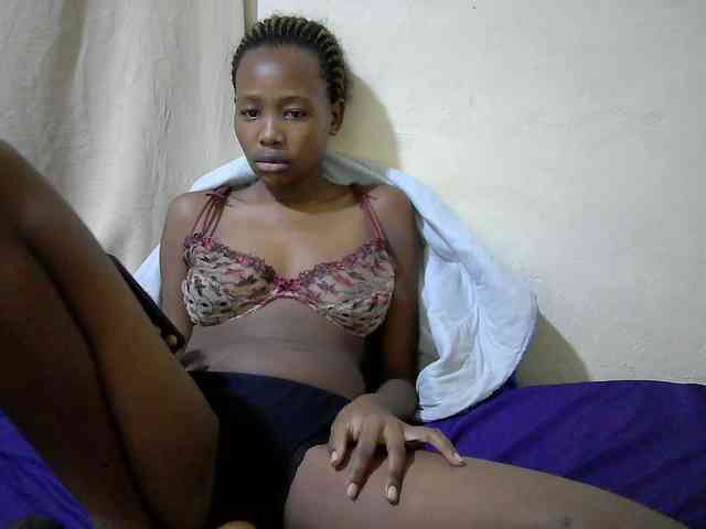 queen-slender webcam