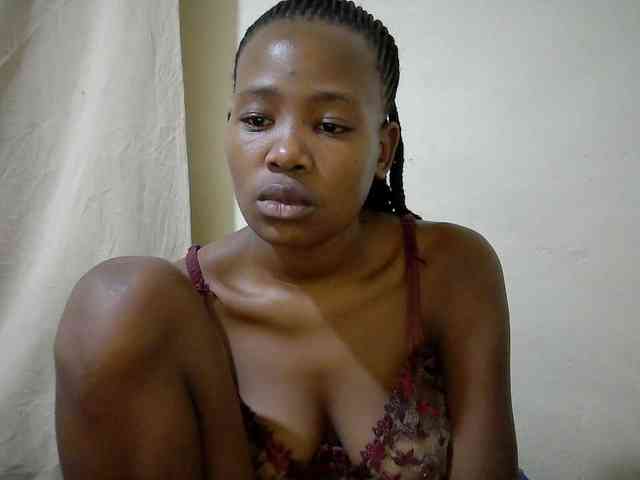 queen-slender webcam