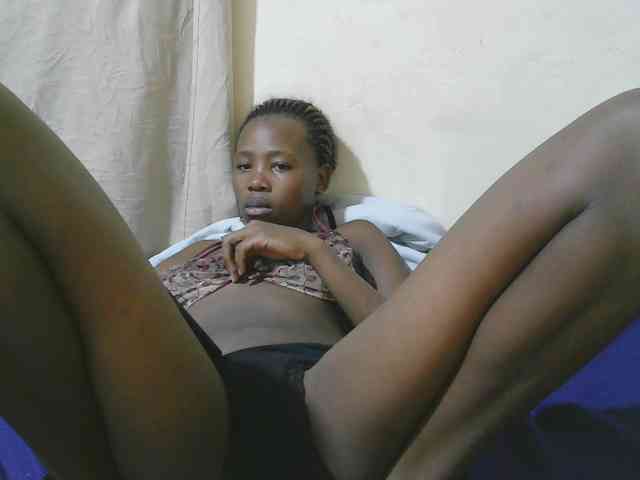 queen-slender webcam