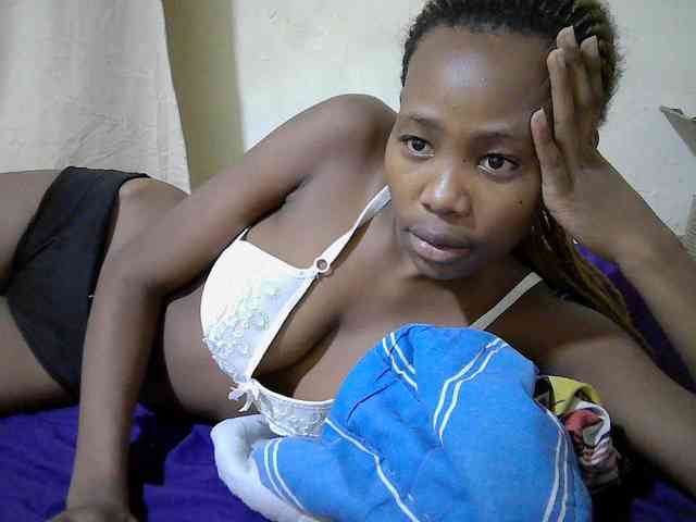 queen-slender webcam
