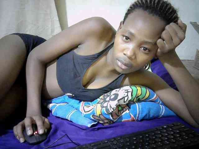 queen-slender webcam