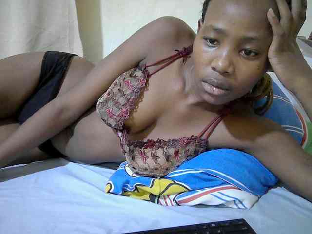 queen-slender webcam