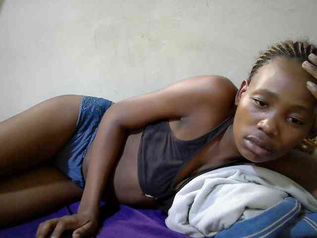 queen-slender webcam