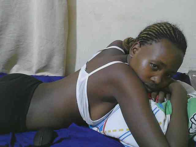 queen-slender webcam