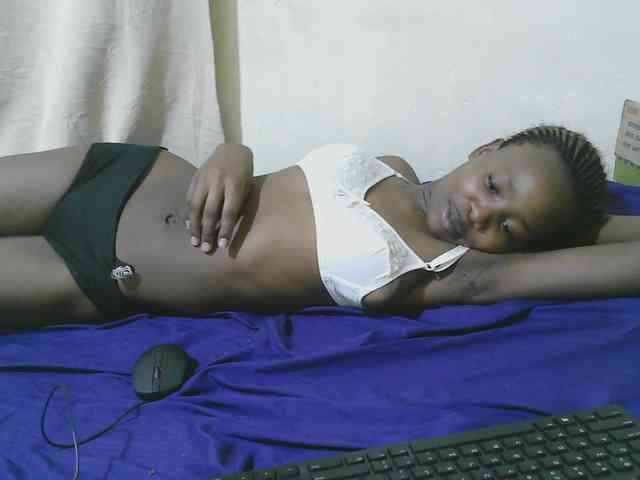 queen-slender webcam