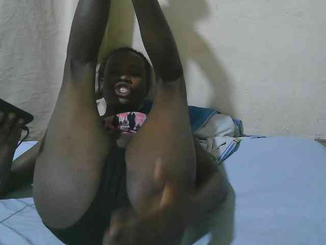 queen-slender webcam