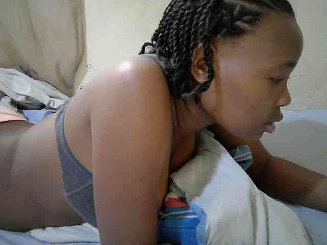 queen-slender webcam