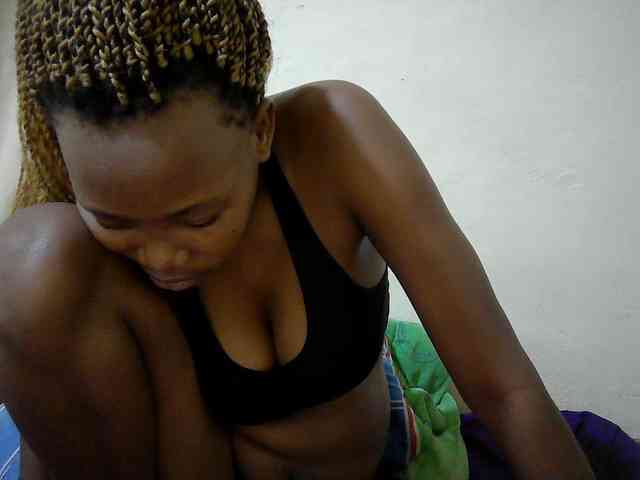 queen-slender webcam