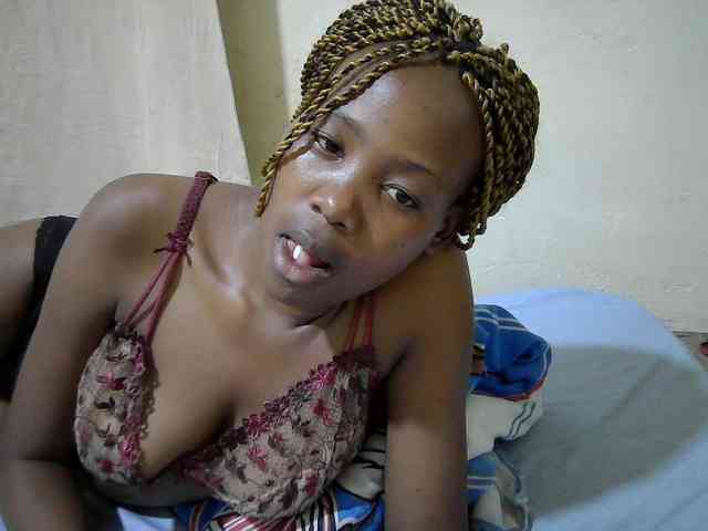 queen-slender webcam