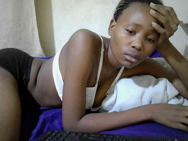 queen-slender webcam