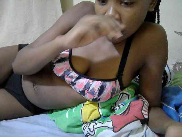 queen-slender webcam